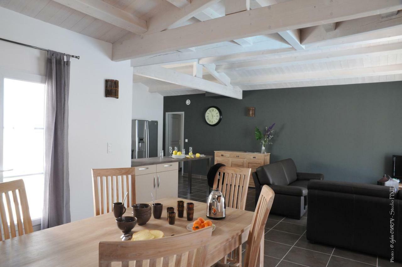 Villas Des Phares Ла Флот Екстериор снимка